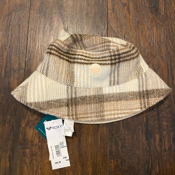 COPY - Reversible Roxy plaid fuzzy bucket hat - Picture 4 of 8